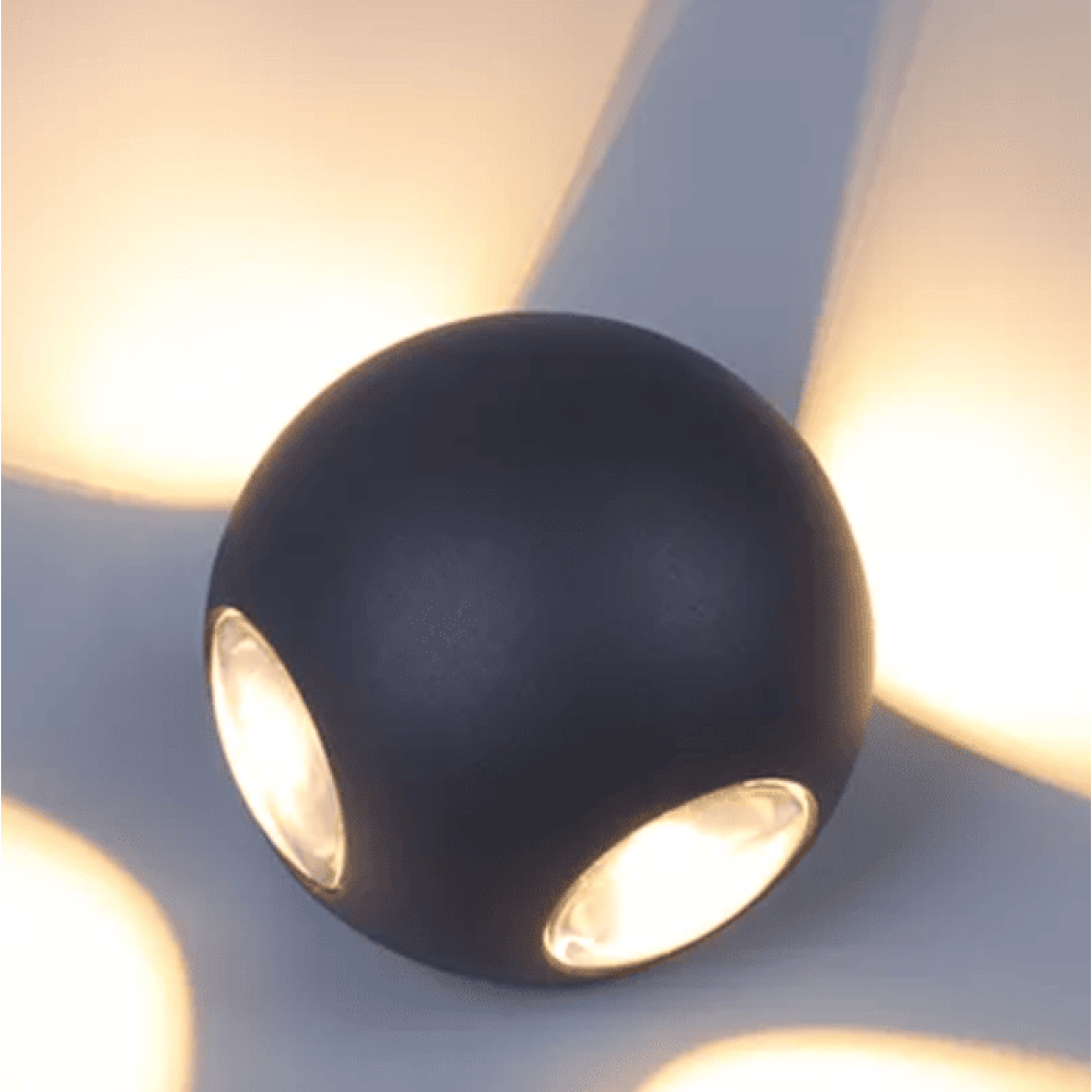 Lámpara de pared LED negra blanca luminosa de cuatro lados con globo IP54 de 4W